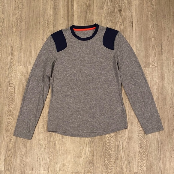 Men’s Lululemon‎ Athletic Long Sleeve Heather Gray Blue Shirt - Picture 2 of 6